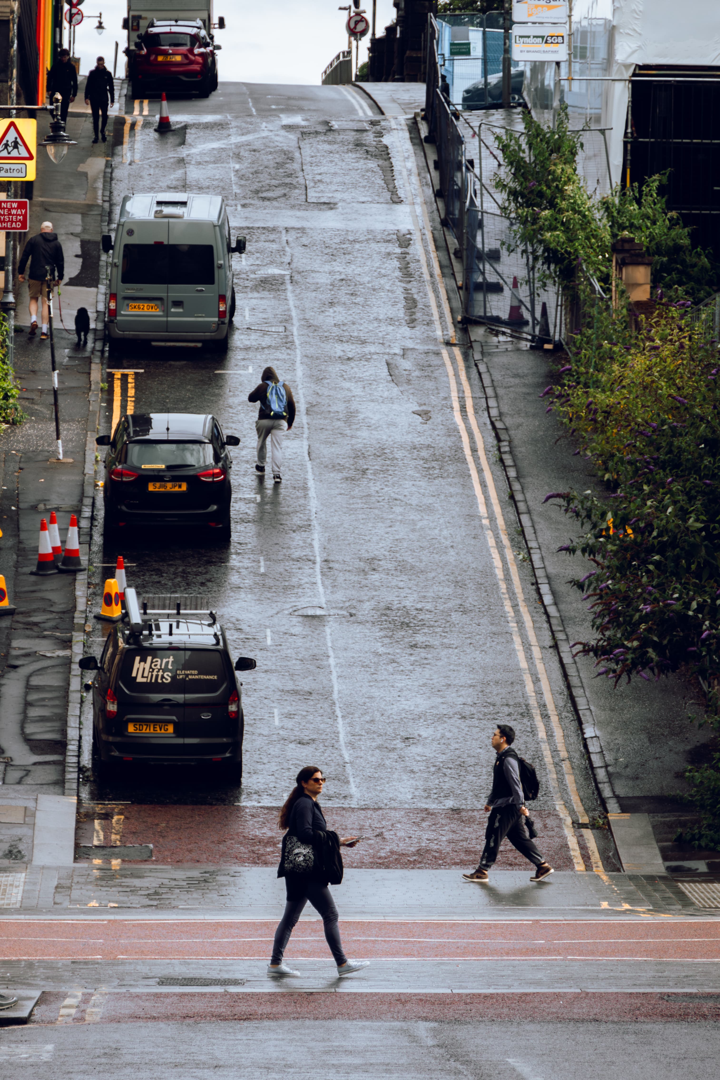 Street_02_yfkpom
