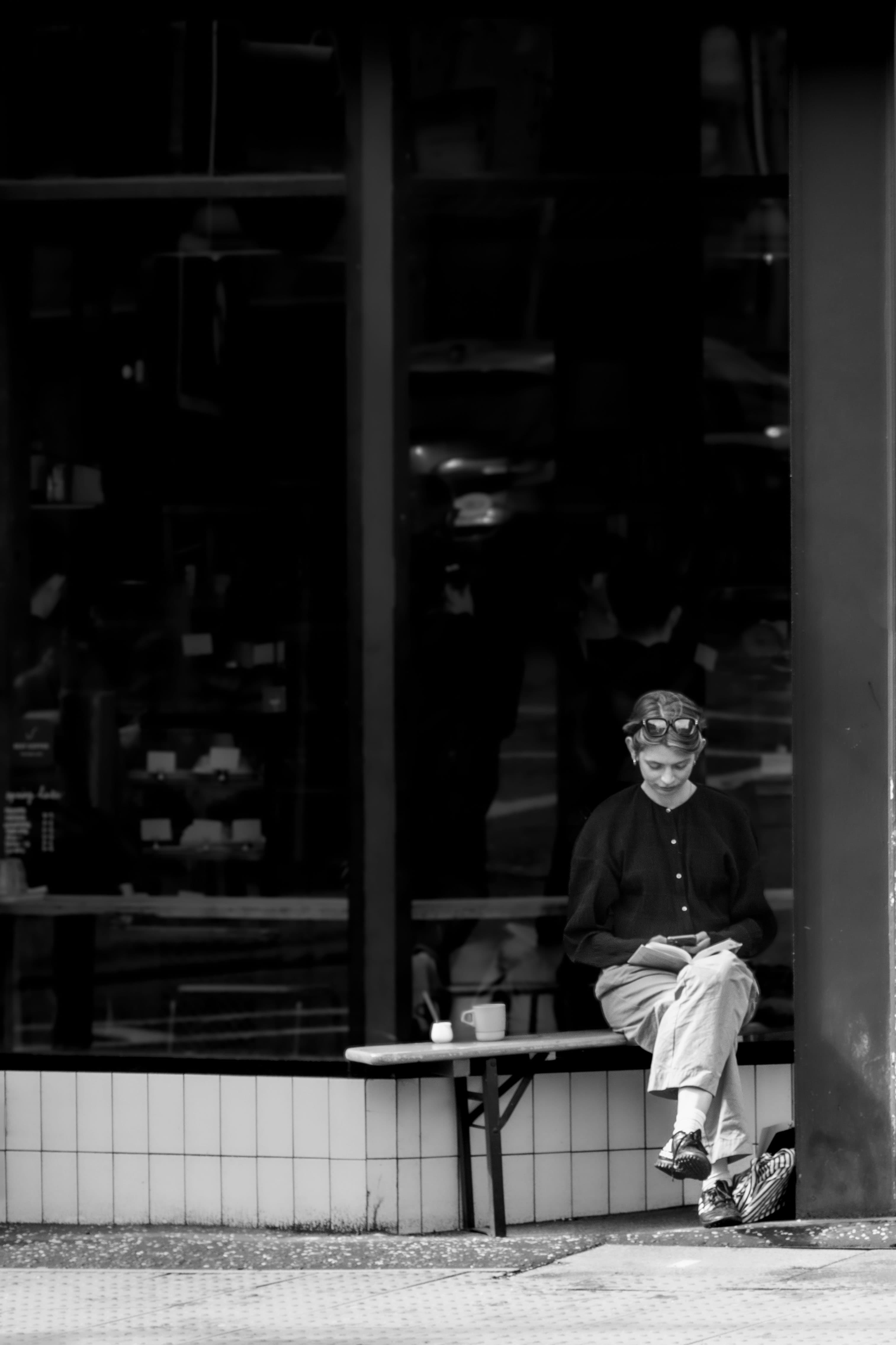 WomanWithWindow_05_pd8mnk